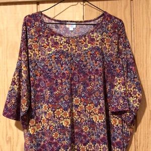 LulaRoe top.